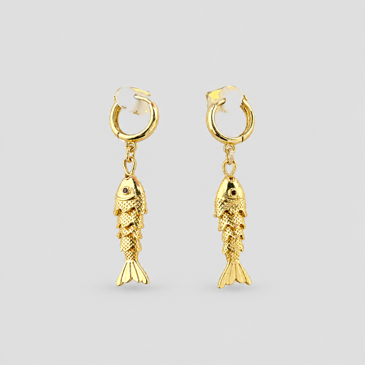 Aretes pez dorado grande