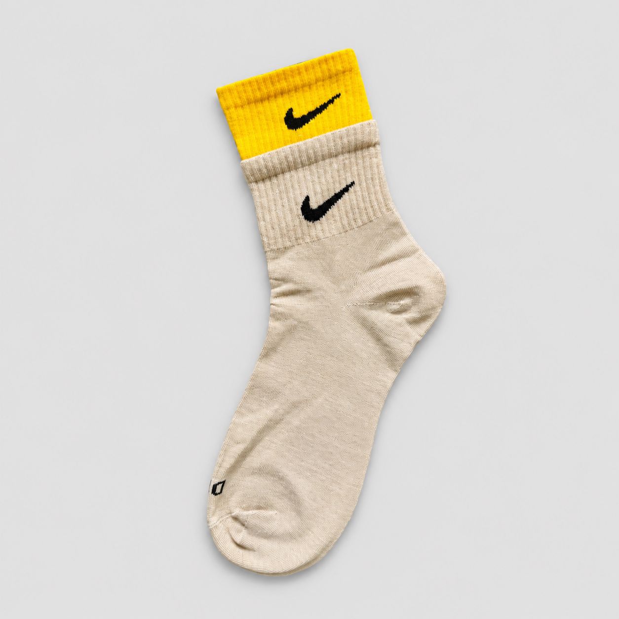 Medias Efecto Doble Amarillo-Beige